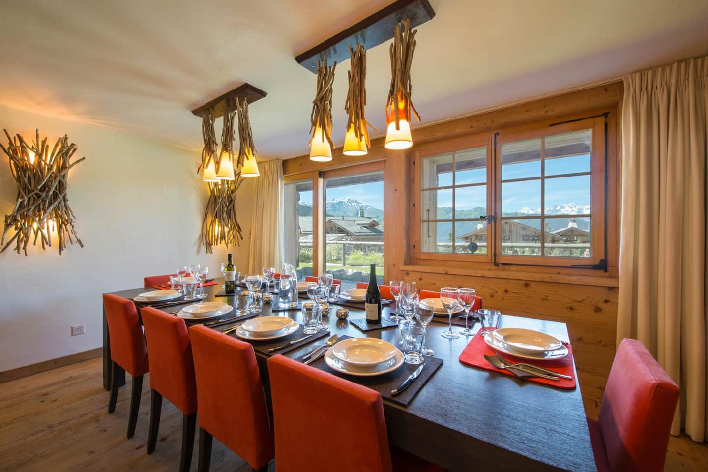 Dining area at Chalet Briethorn